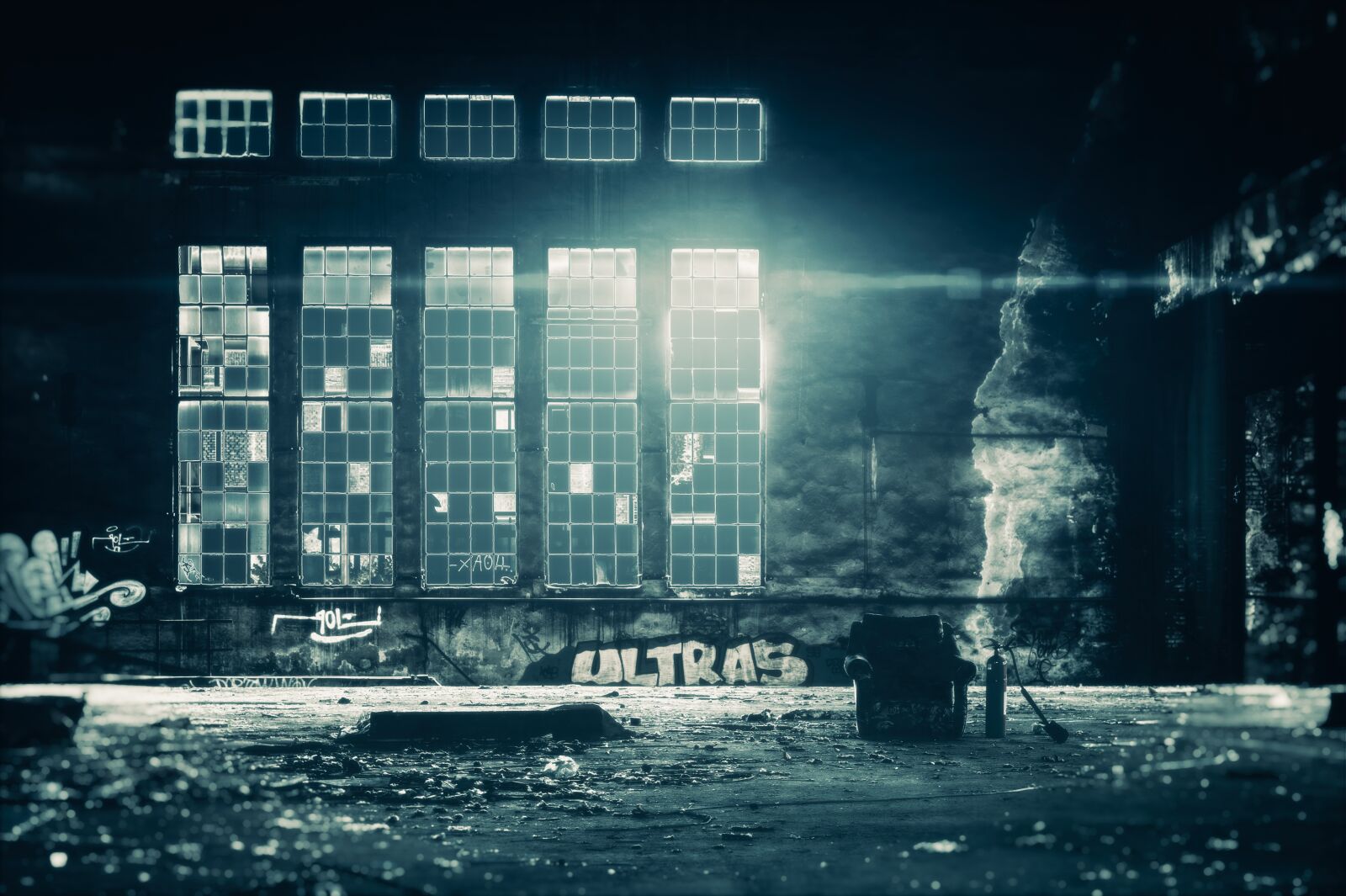 Nikon Z6 sample photo. Abandoned places, night, window photography