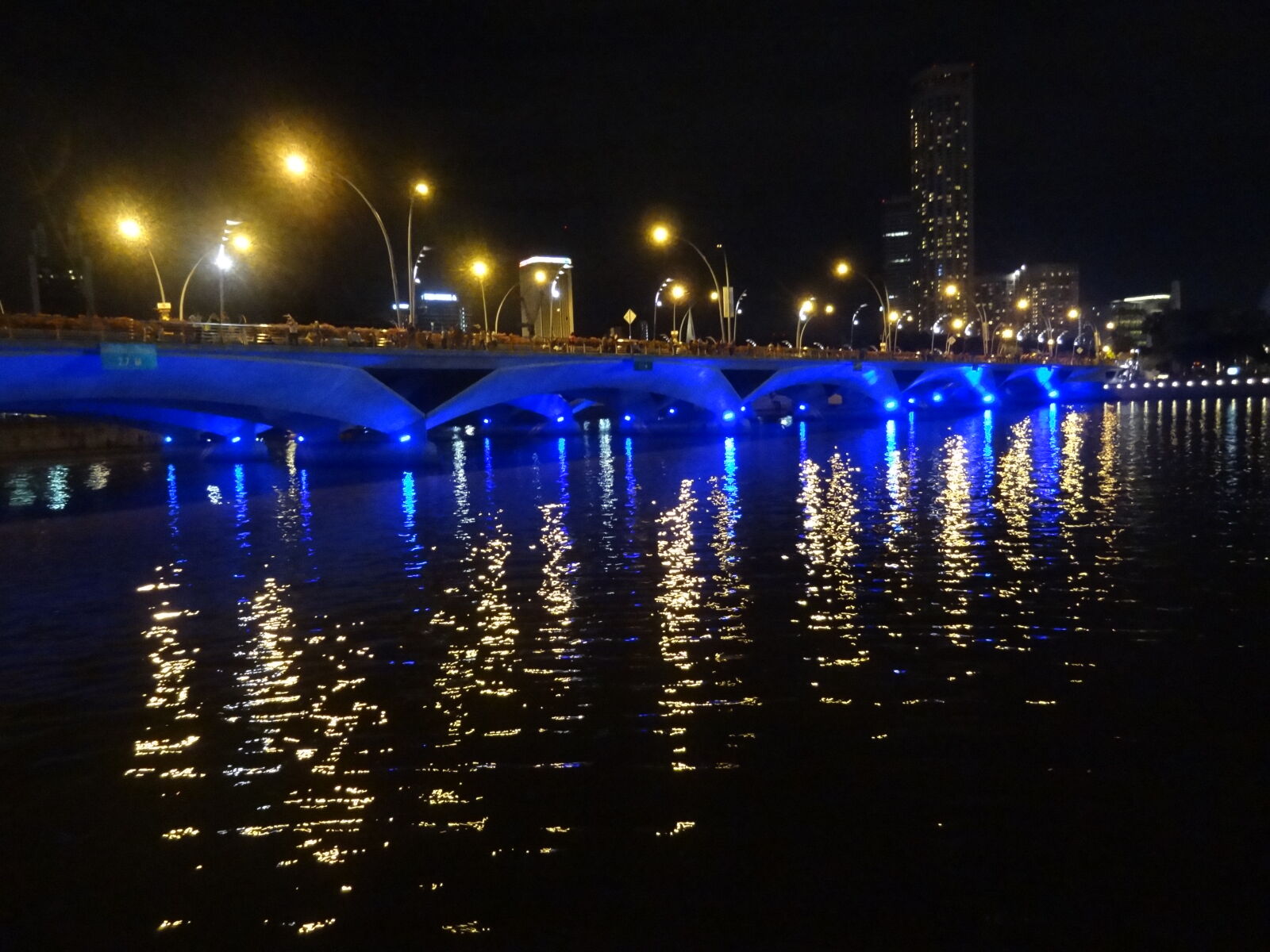 Sony Cyber-shot DSC-HX9V sample photo. Singapore photography