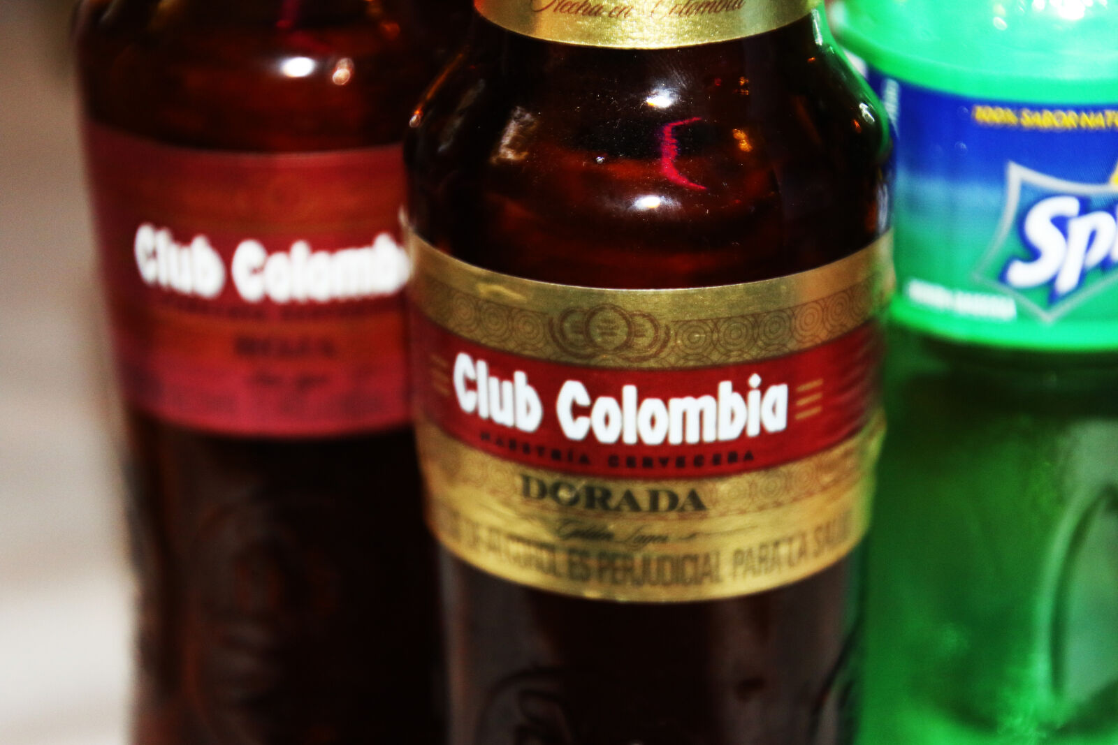 Canon EOS 7D Mark II sample photo. Alcohol, beer, bottles, cold photography