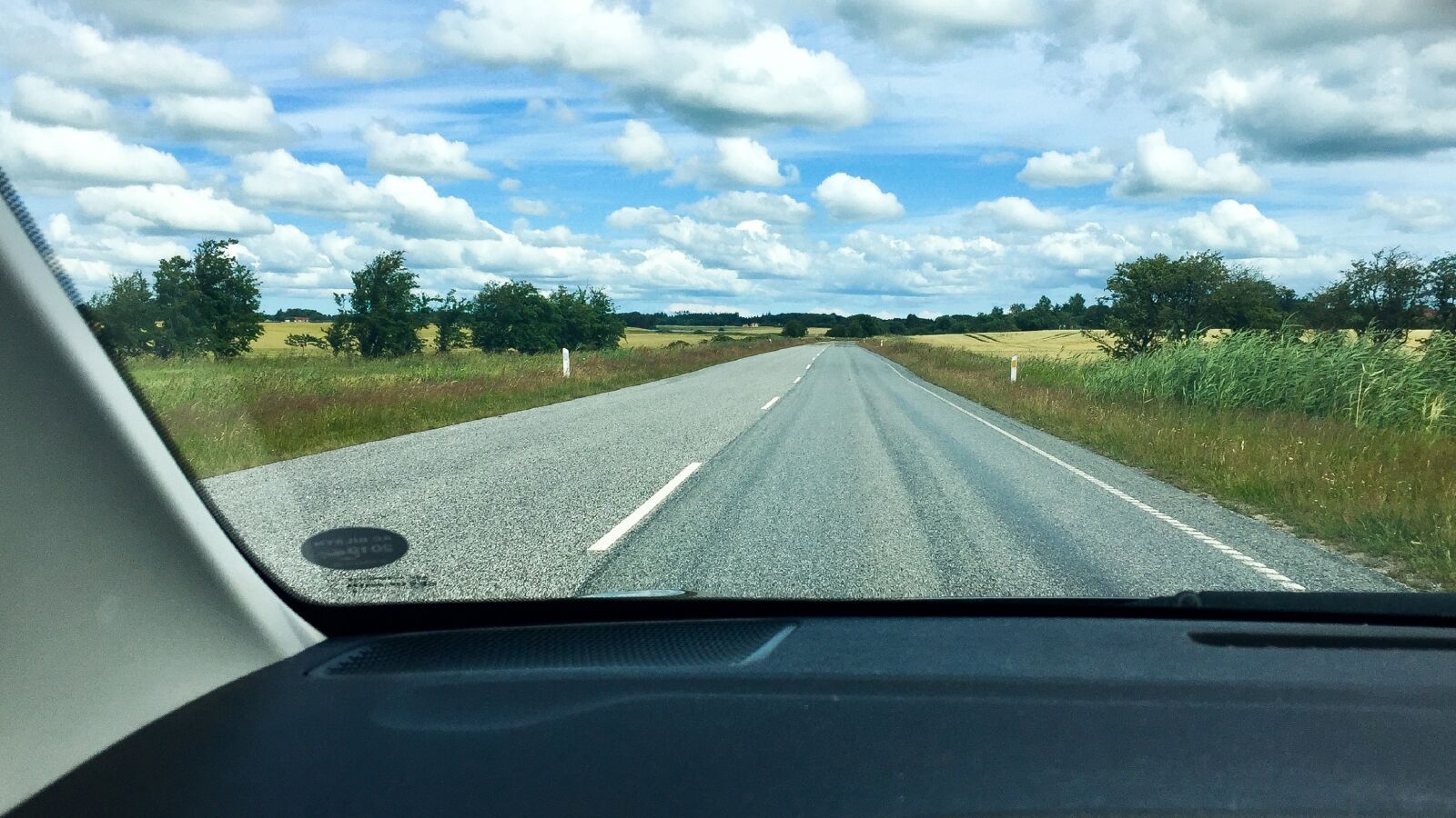 iPhone 6 back camera 4.15mm f/2.2 sample photo. Road, car, vehicle photography