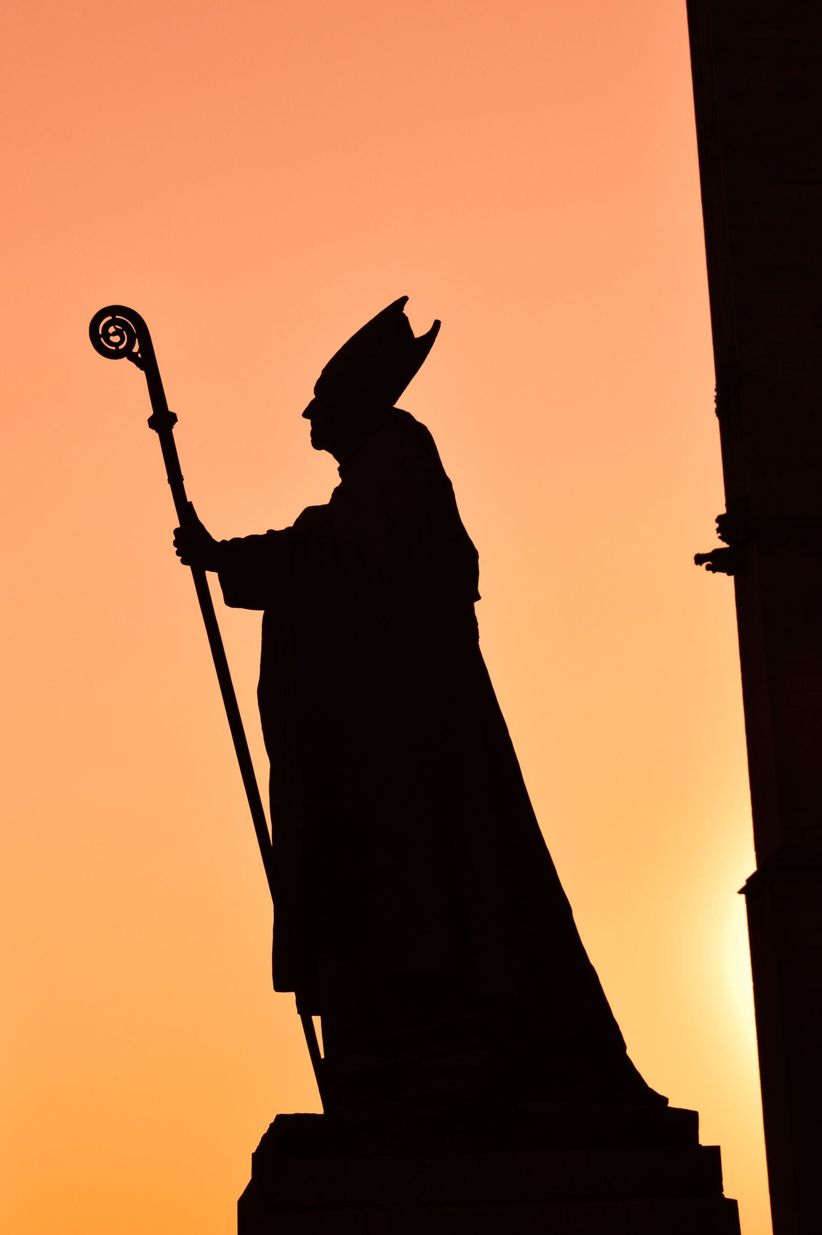 Nikon D3300 sample photo. Sculpture, sunset, cardinal photography