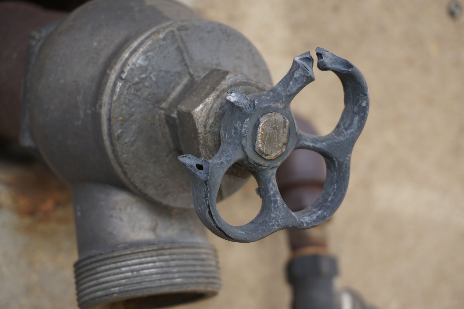 Sony a6000 sample photo. Faucet, defect, broken photography