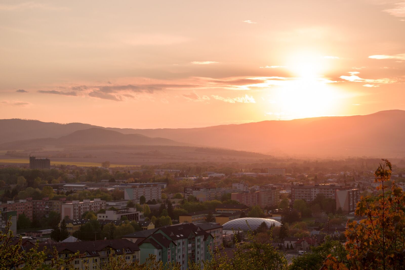 Nikon D5300 sample photo. Sunset, city, twilight photography
