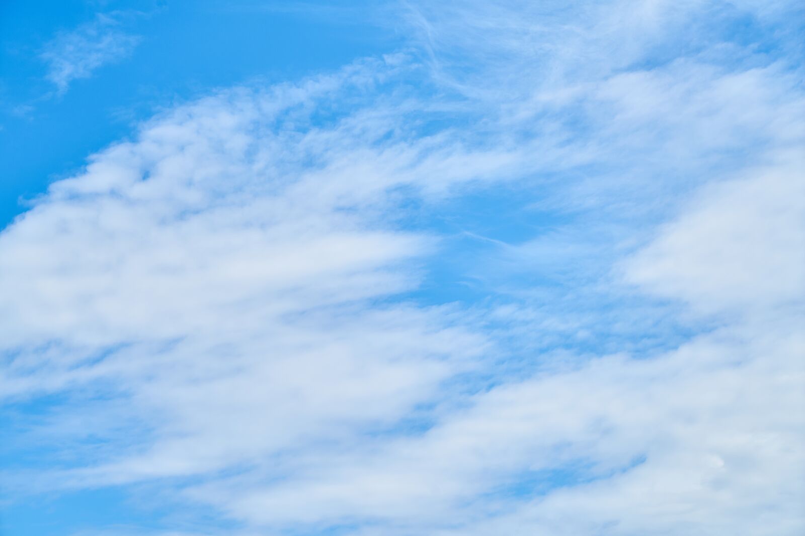 Sony a7R II sample photo. Cloud, blue, white photography