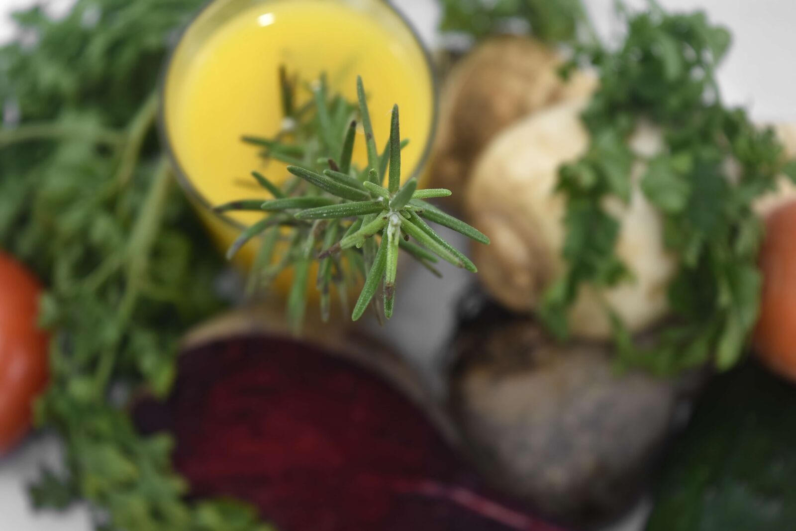 Nikon D5500 sample photo. Dill, drink, juice, spice photography