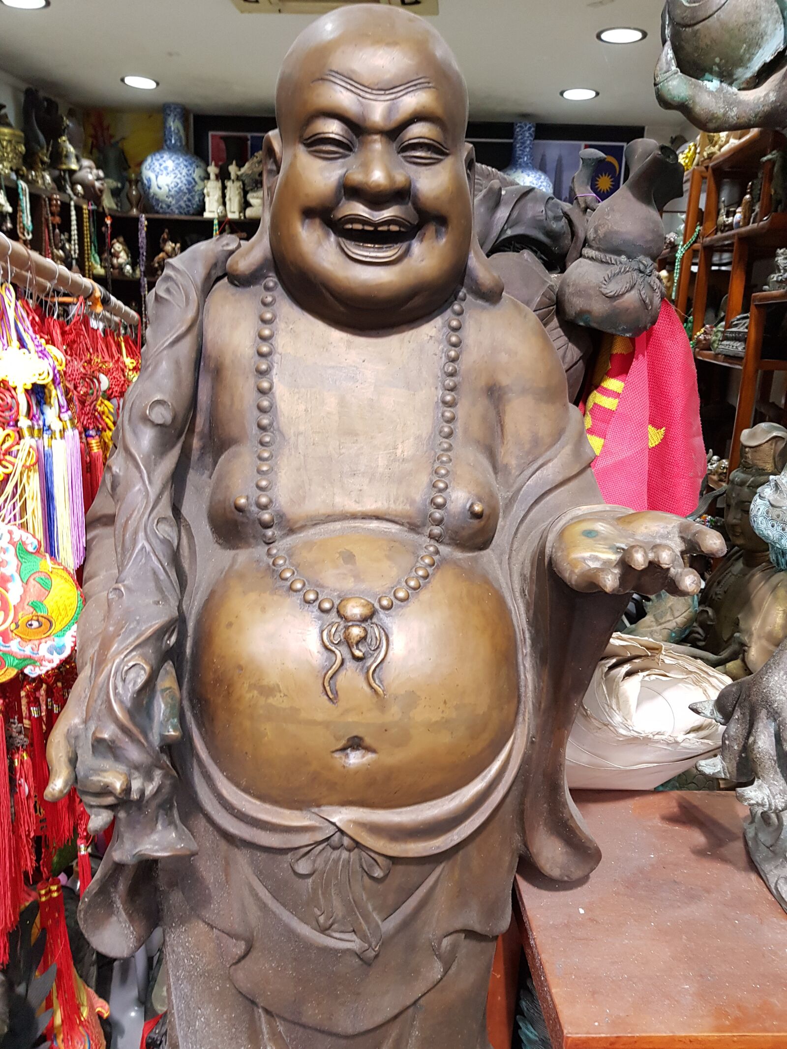 Samsung Galaxy S8 sample photo. Buda, luck, belly photography