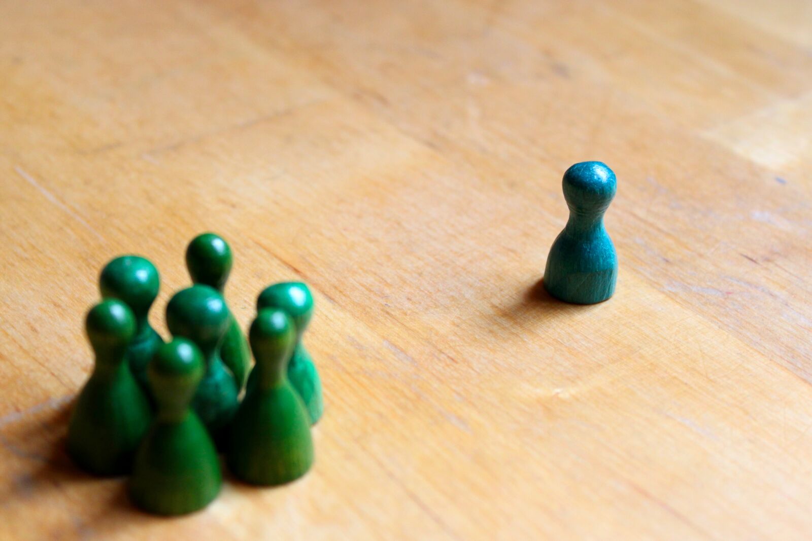 Canon EOS 2000D (EOS Rebel T7 / EOS Kiss X90 / EOS 1500D) sample photo. Play figures, green, blue photography