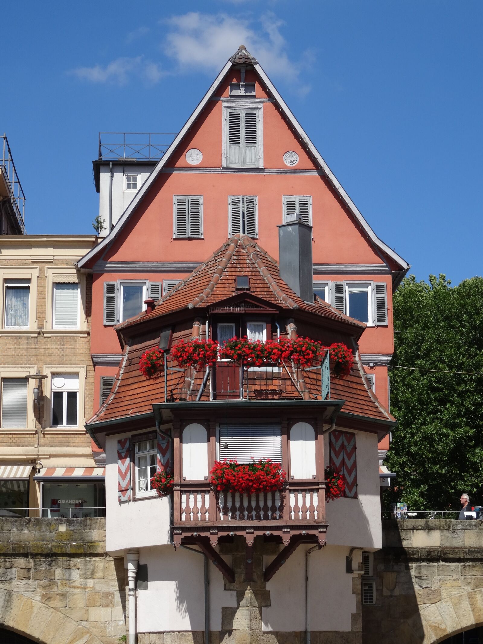 Sony Cyber-shot DSC-HX50V sample photo. Esslingen, inner bridge, bridgehouse photography