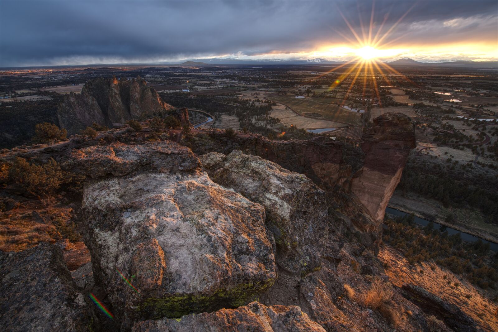 Nikon D850 sample photo. Rock, oregon, smith rock photography