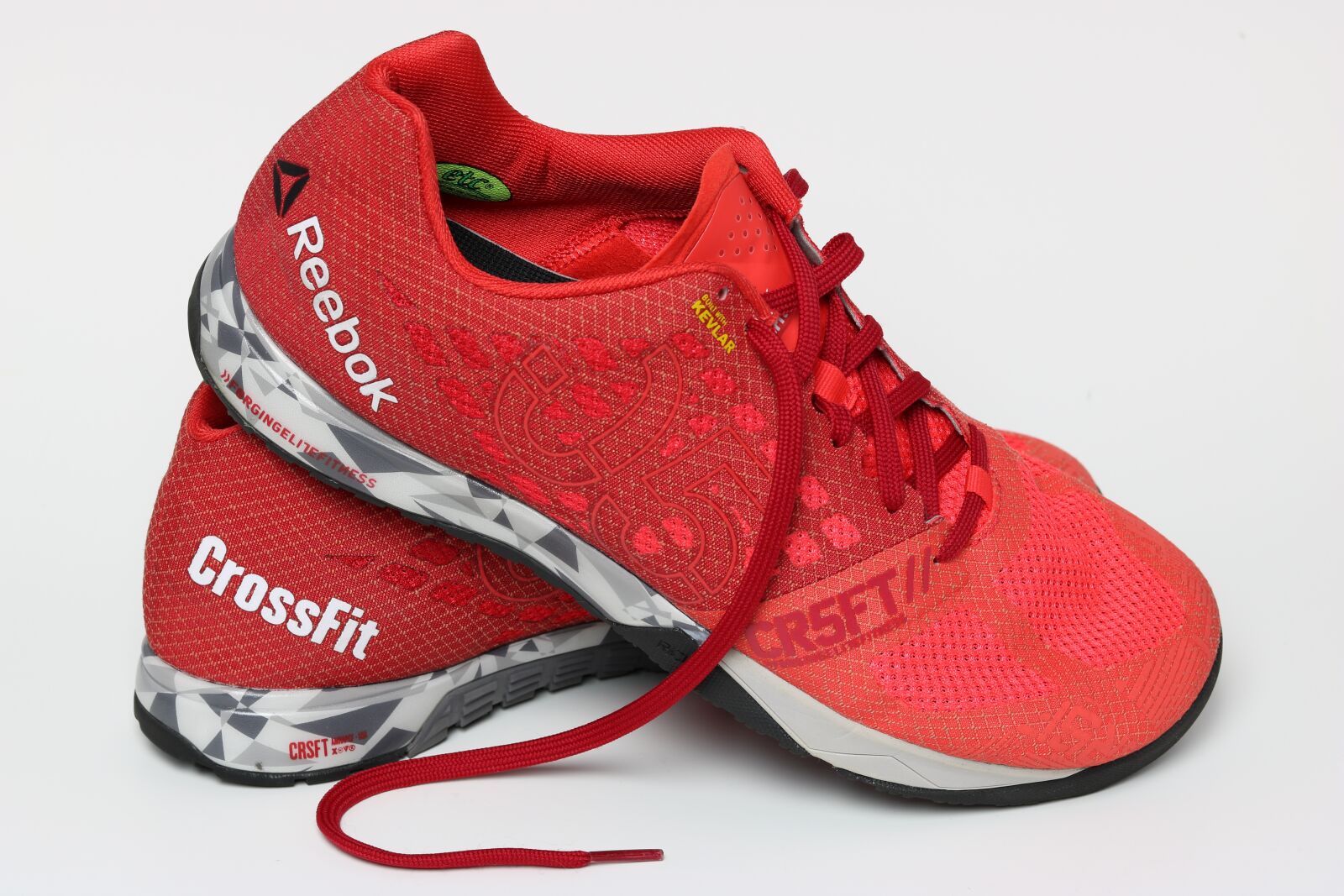 Canon EOS 750D (EOS Rebel T6i / EOS Kiss X8i) sample photo. Reebok, shoe, crossfit photography