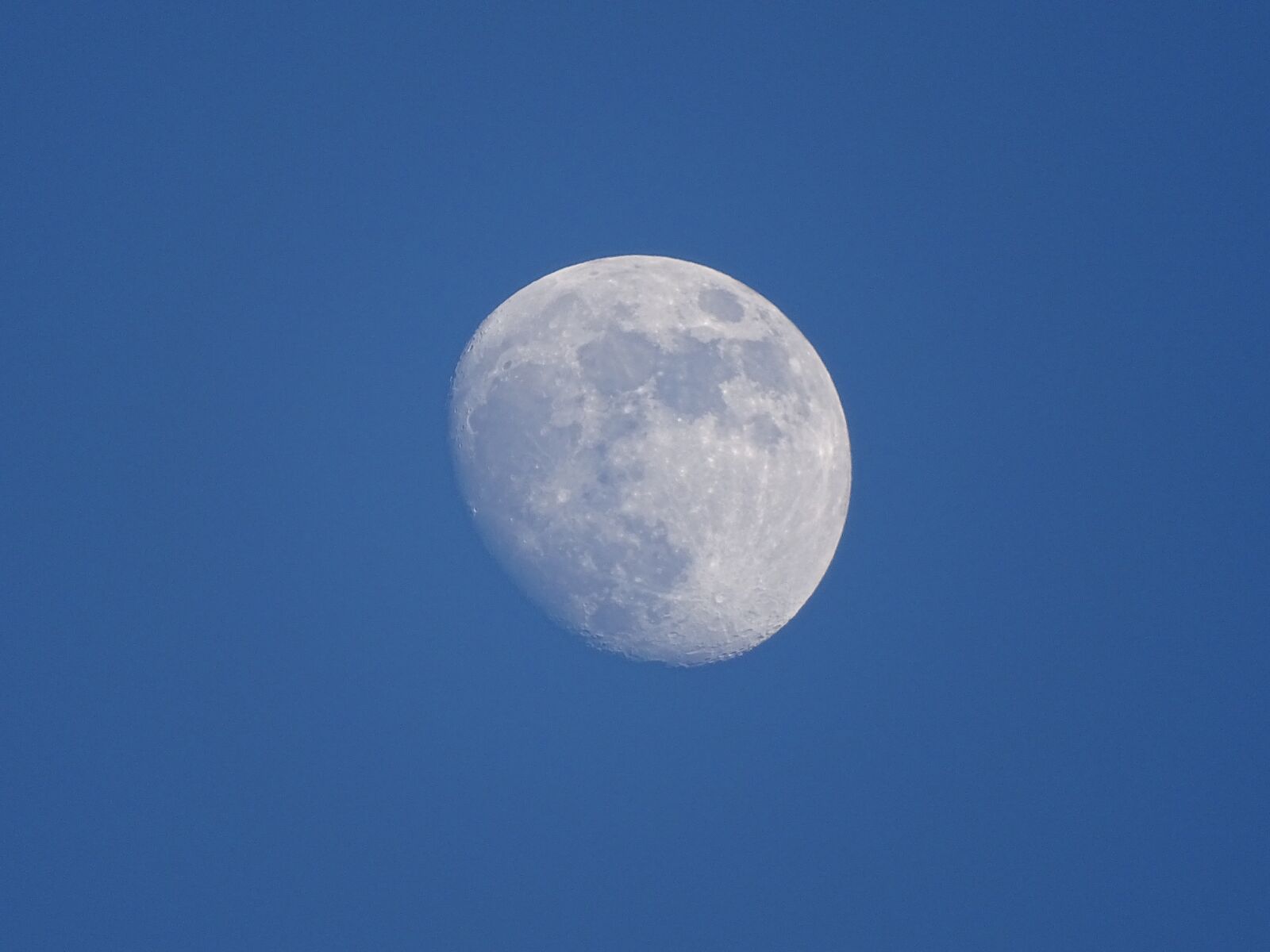 Sony Cyber-shot DSC-HX400V sample photo. Moon, night, background photography