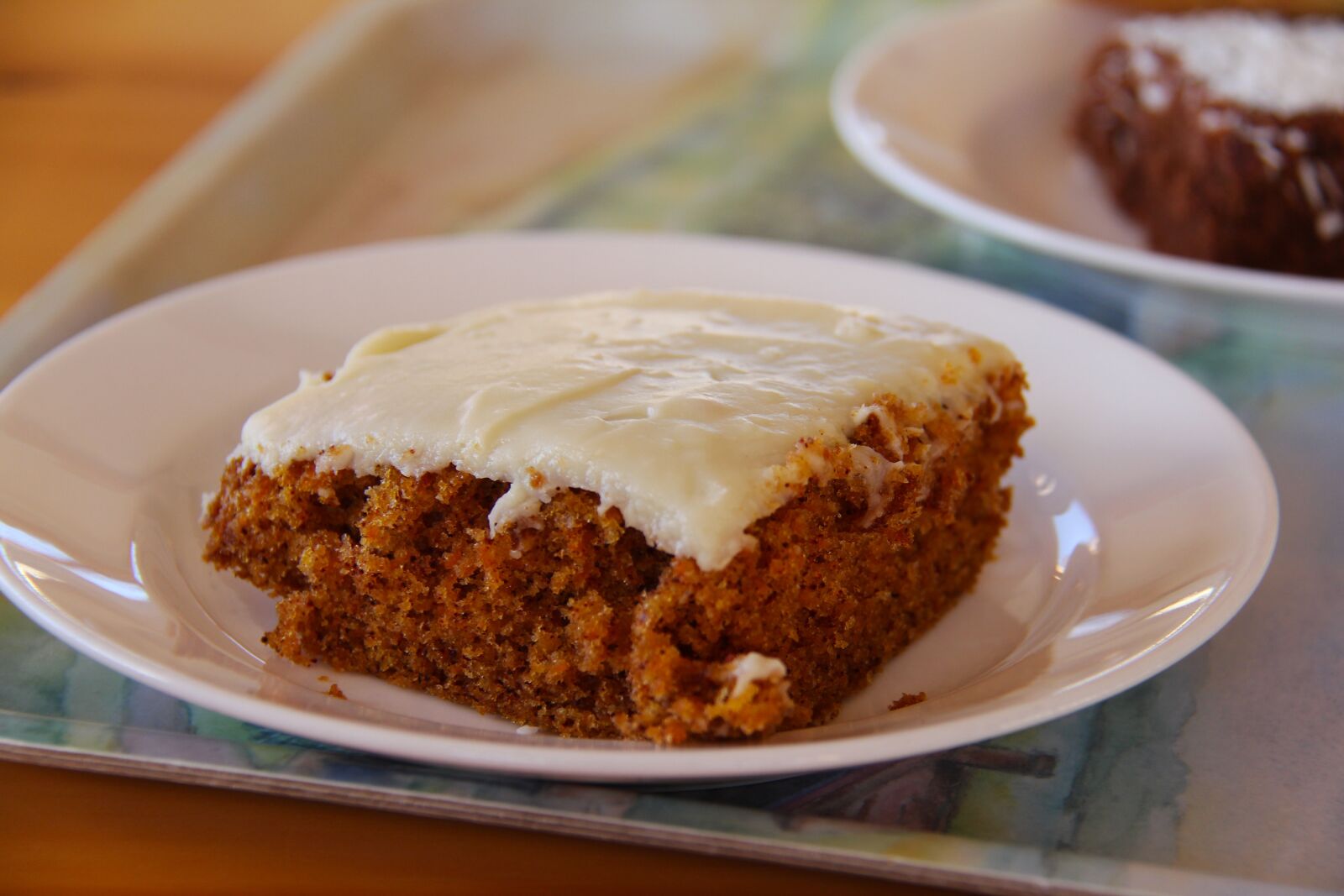 Canon EF-S 18-200mm F3.5-5.6 IS sample photo. Carrot cake, tea, break photography