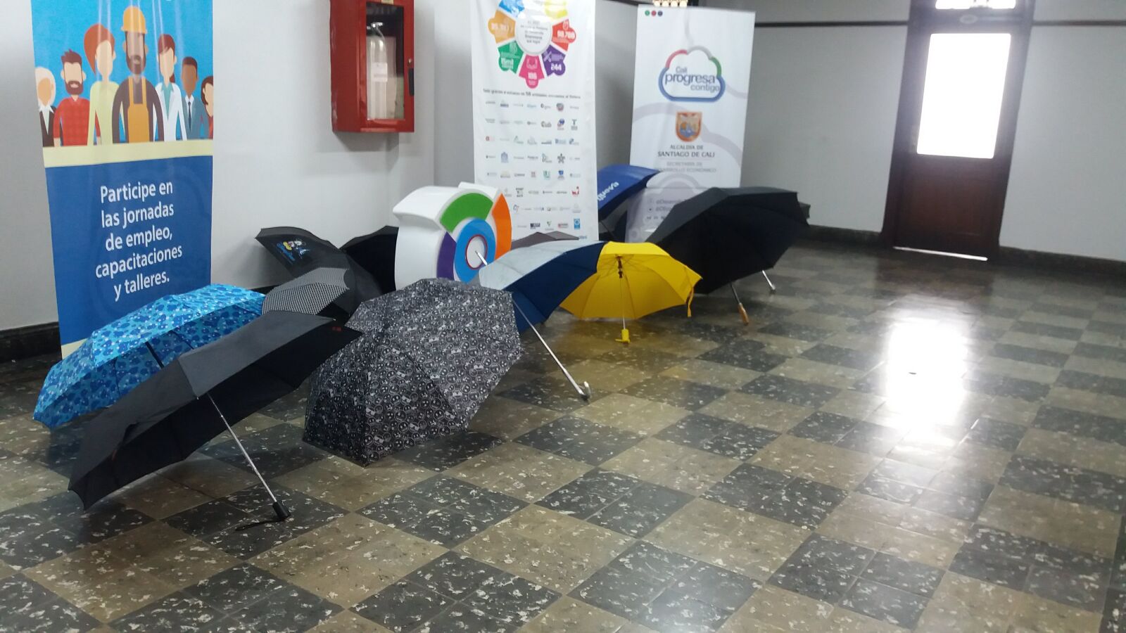Samsung Galaxy J5 sample photo. Cali, colombia, umbrellas photography