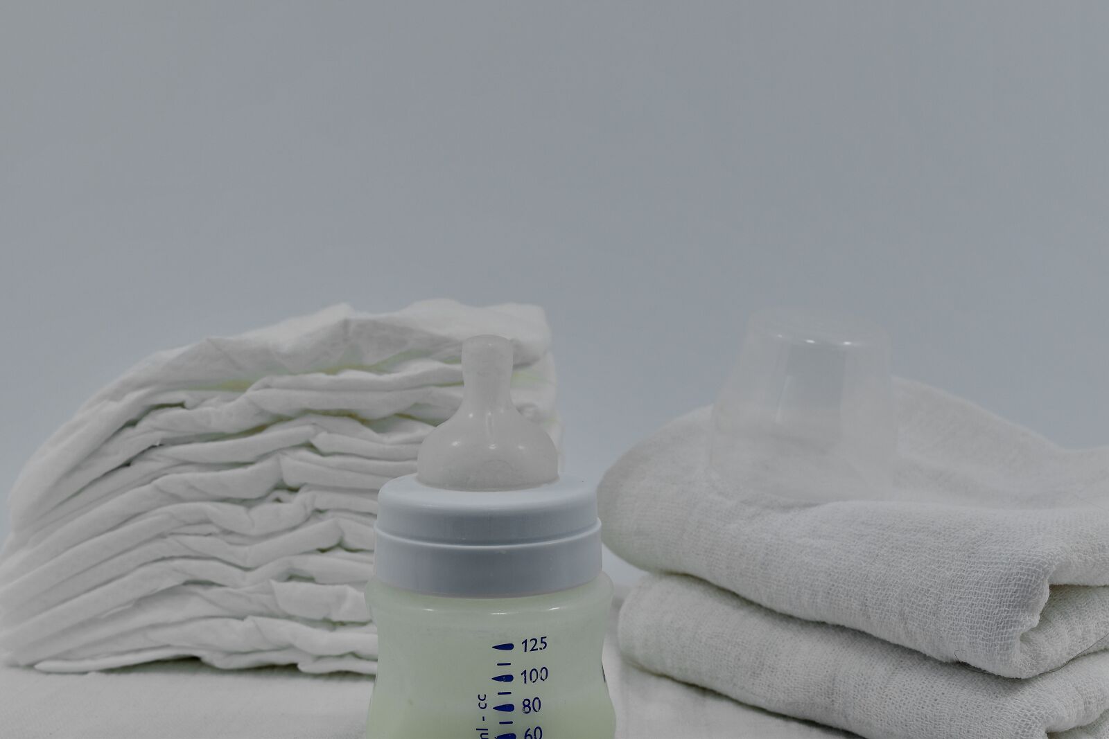 Nikon D5500 sample photo. Baby, canvas, diaper, food photography