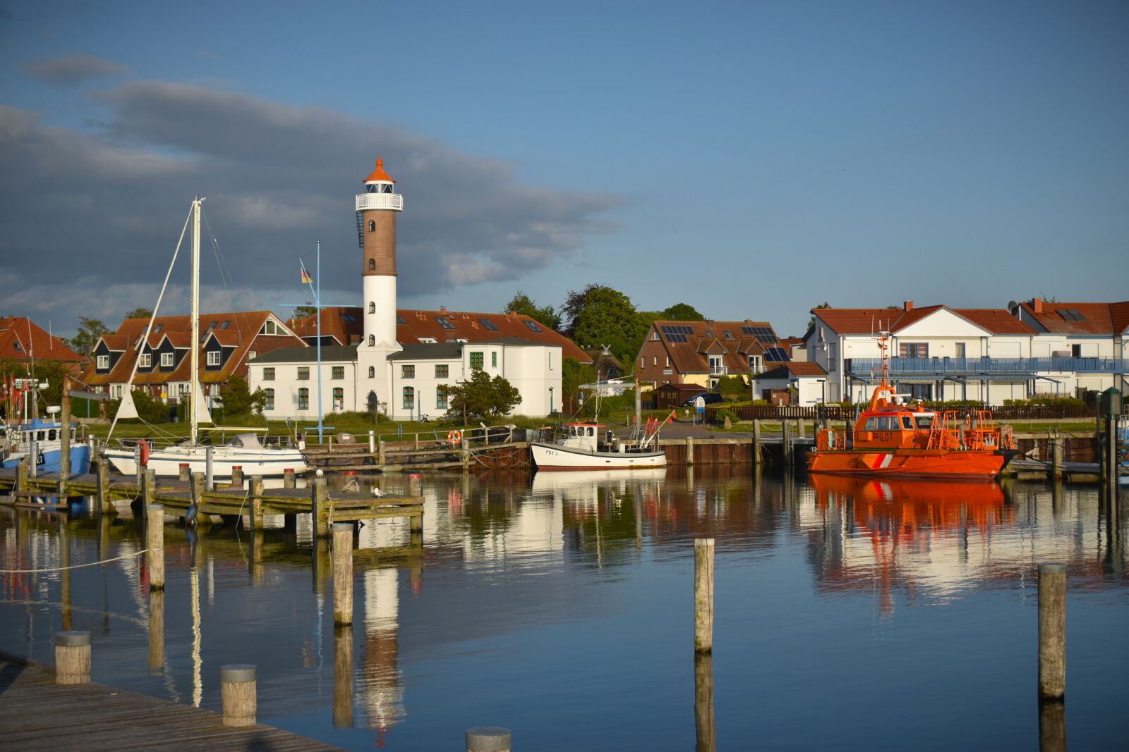 Nikon D5600 sample photo. Wasser, hafen, meer photography