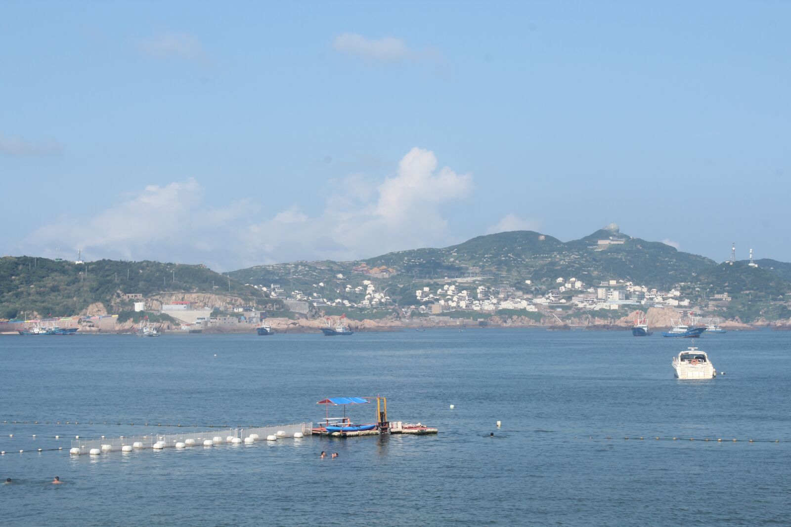 Canon EOS 600D (Rebel EOS T3i / EOS Kiss X5) sample photo. Islands, sea, beach photography