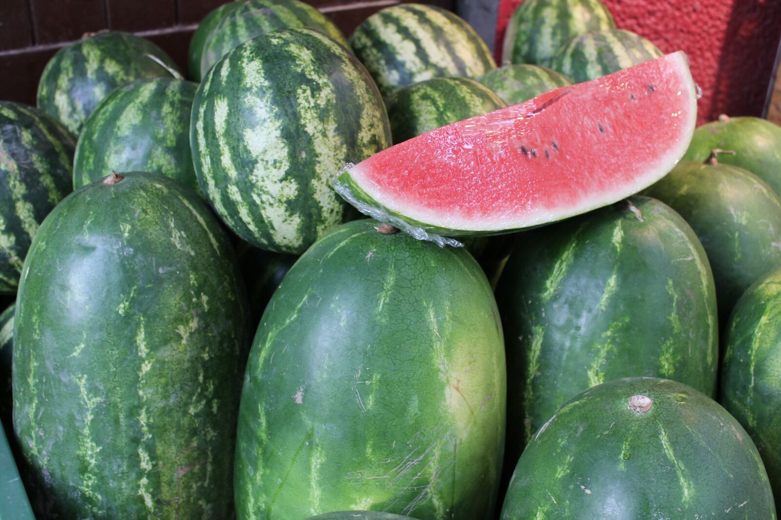 Canon EOS 1100D (EOS Rebel T3 / EOS Kiss X50) sample photo. Watermelons, fruits, food photography