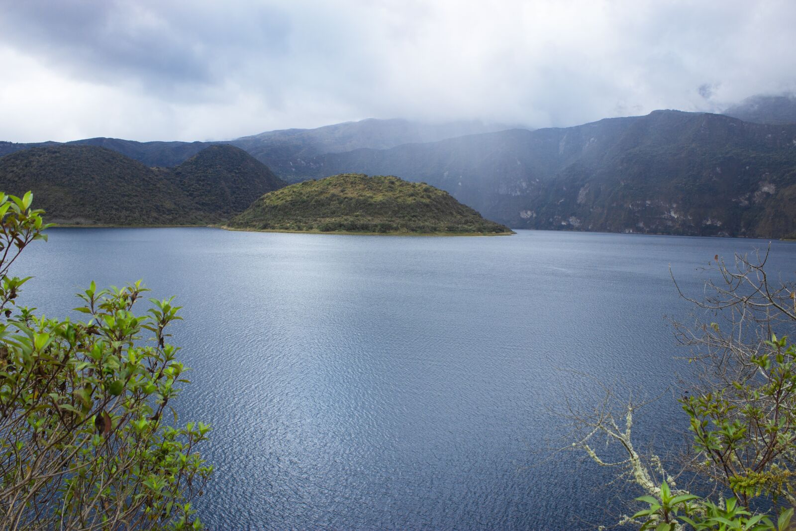 Canon EOS 600D (Rebel EOS T3i / EOS Kiss X5) sample photo. Laguna, cuicocha, ecuador photography