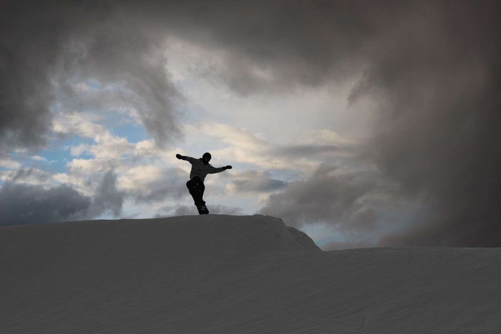 Canon EF 75-300mm f/4-5.6 sample photo. Snowboarding, snow, winter photography