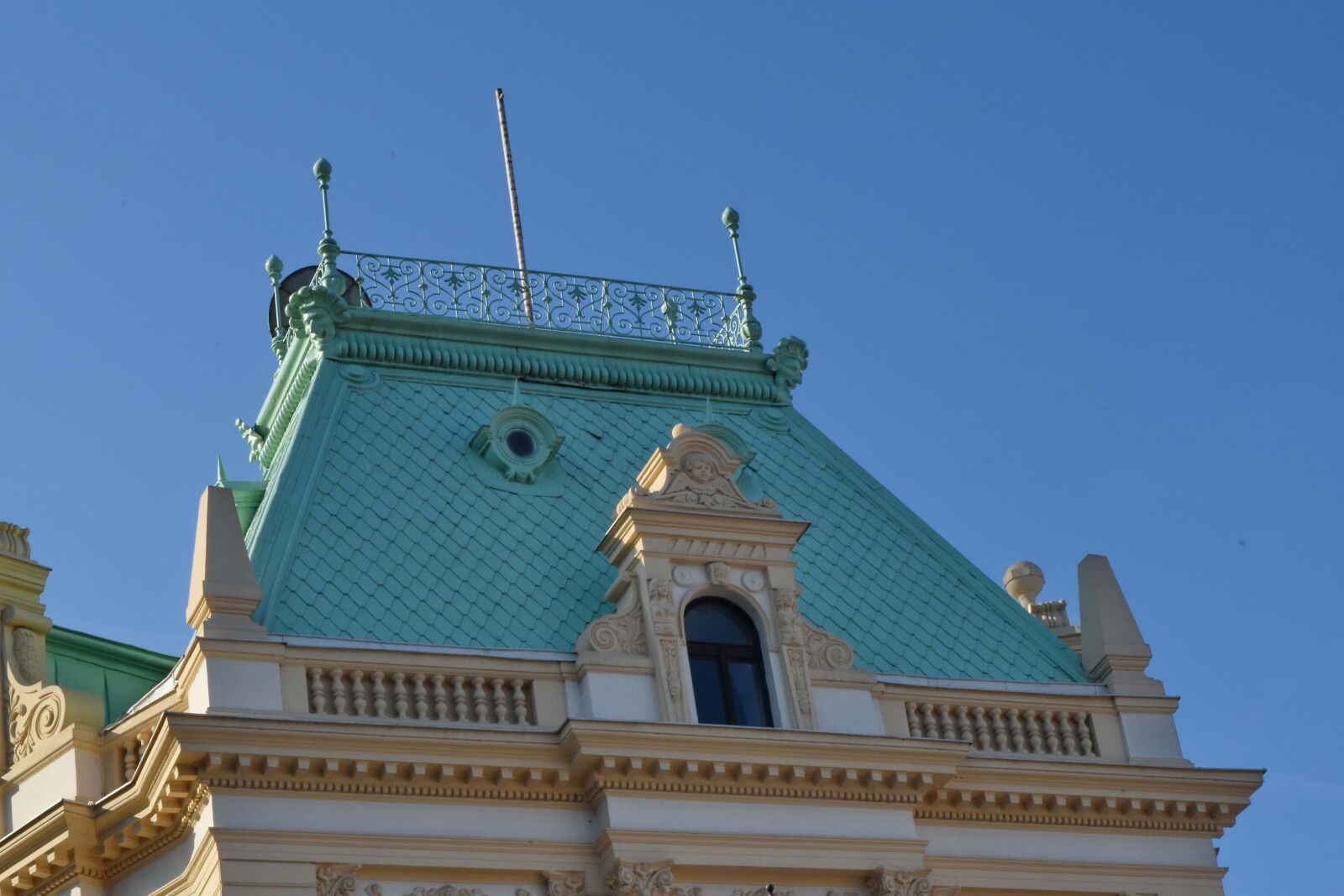 Nikon D5500 sample photo. Baroque, castle, roof, architecture photography