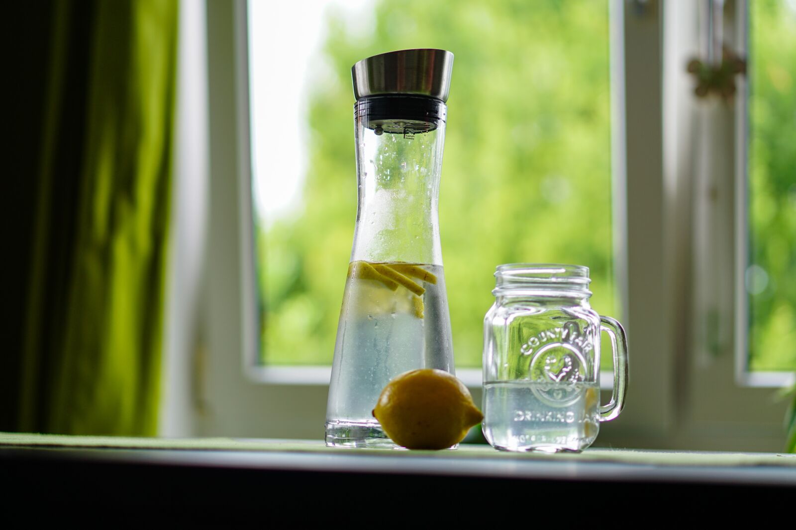 E 50mm F1.8 OSS sample photo. Lemon, water, refreshment photography