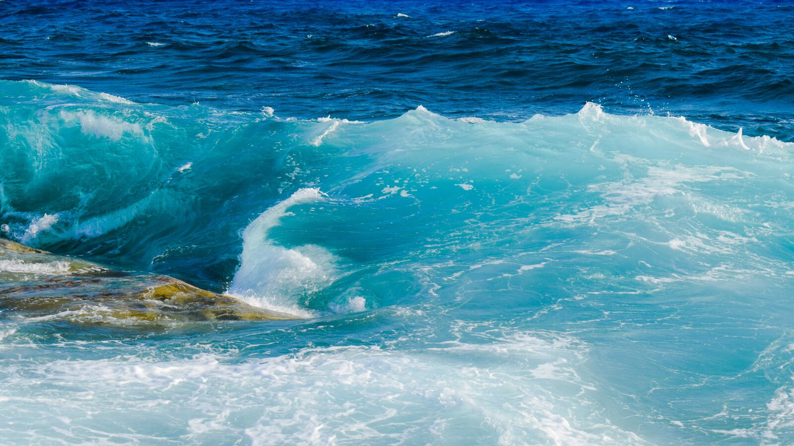 Nikon D3300 sample photo. Wave, spectacular, water wall photography