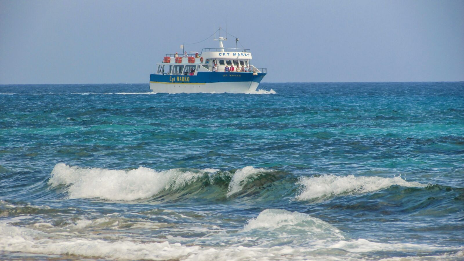 Canon PowerShot SX400 IS sample photo. Waves, sea, seascape photography