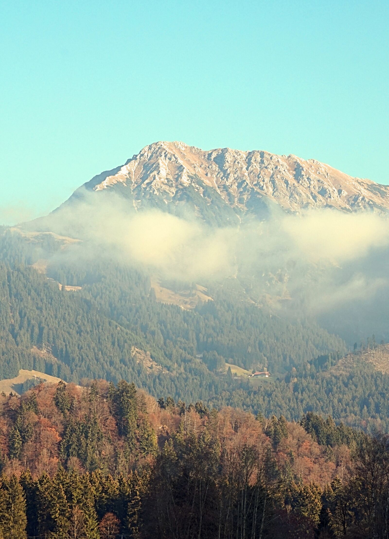 Sony Alpha a5000 (ILCE 5000) + Sony E 55-210mm F4.5-6.3 OSS sample photo. Alpine, mountains, late autumn photography