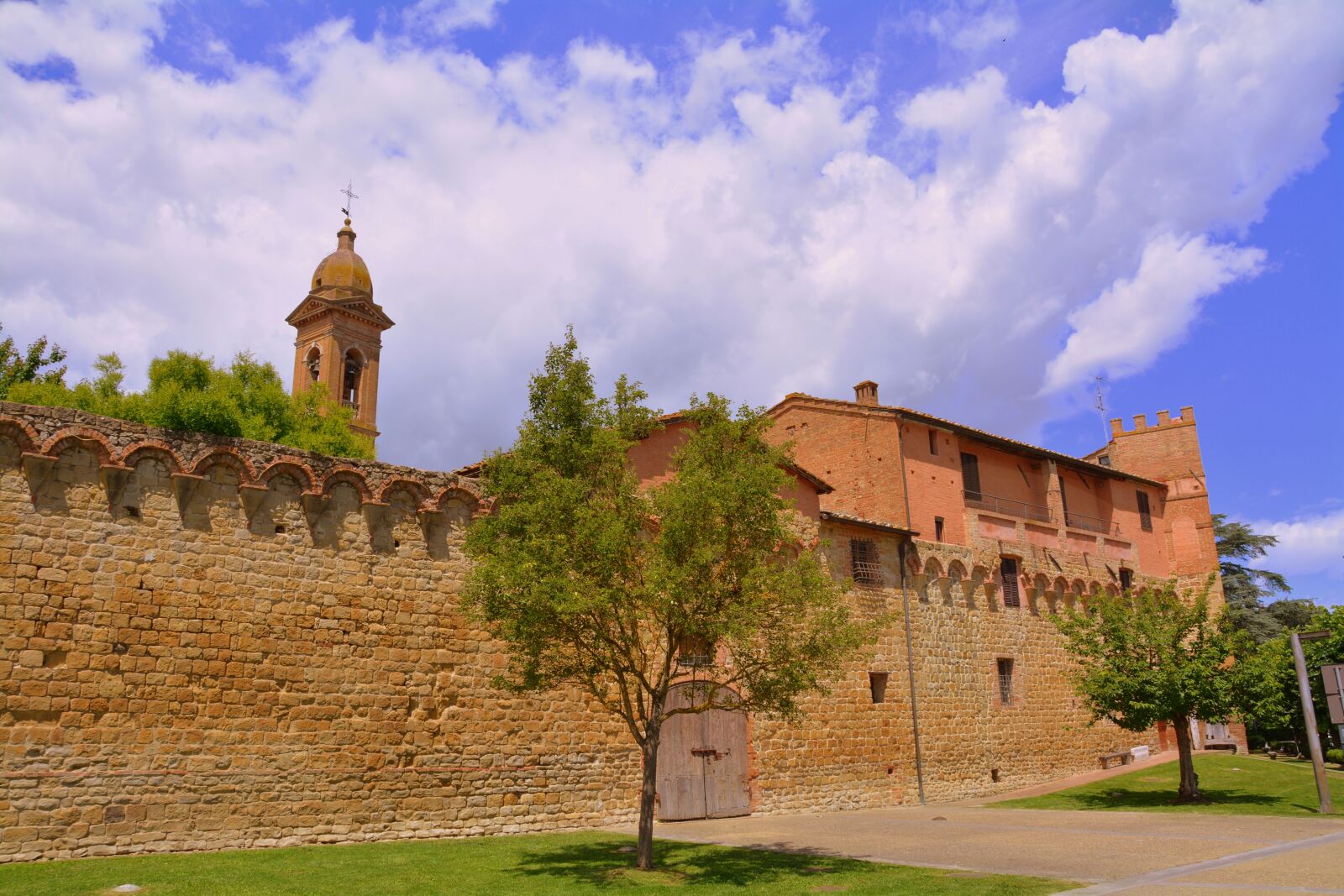 Nikon D7100 sample photo. Borgo, wall, ancient photography