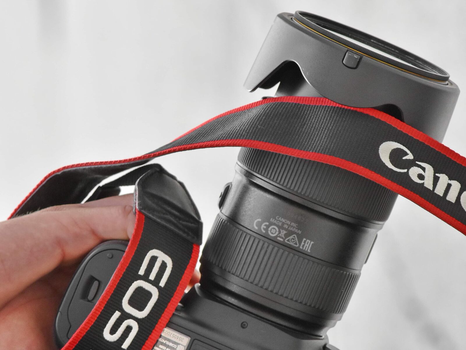 Nikon D5500 sample photo. Camera, hand, photo studio photography