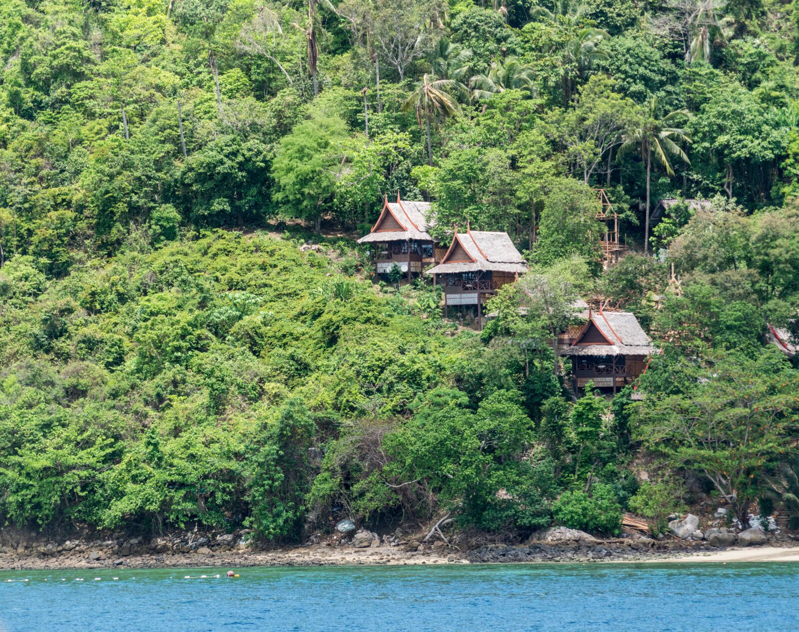 Sony a7R II + Sony FE 24-240mm F3.5-6.3 OSS sample photo. Thailand, phuket, koh phi photography