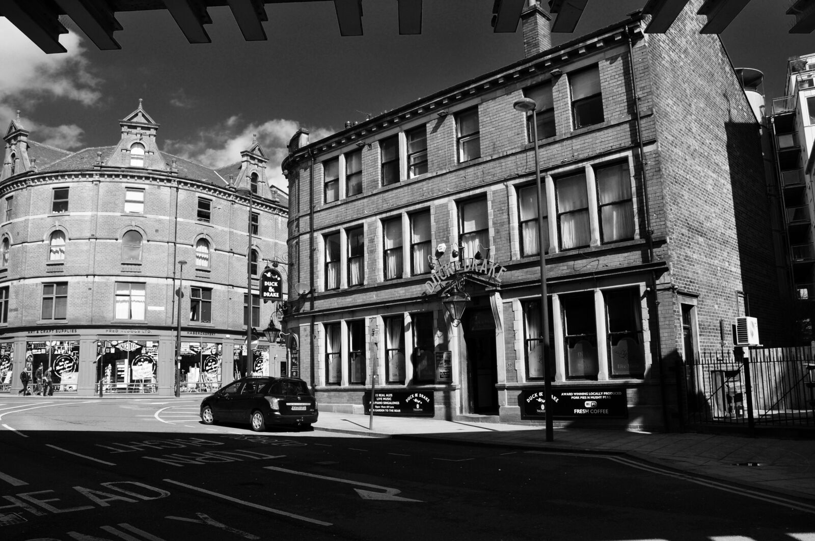 Nikon D5000 sample photo. Leeds, city, cityscape photography