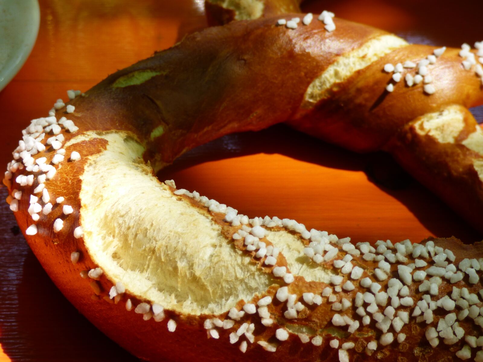 Panasonic DMC-FZ72 sample photo. Pretzel, salt, delicious photography