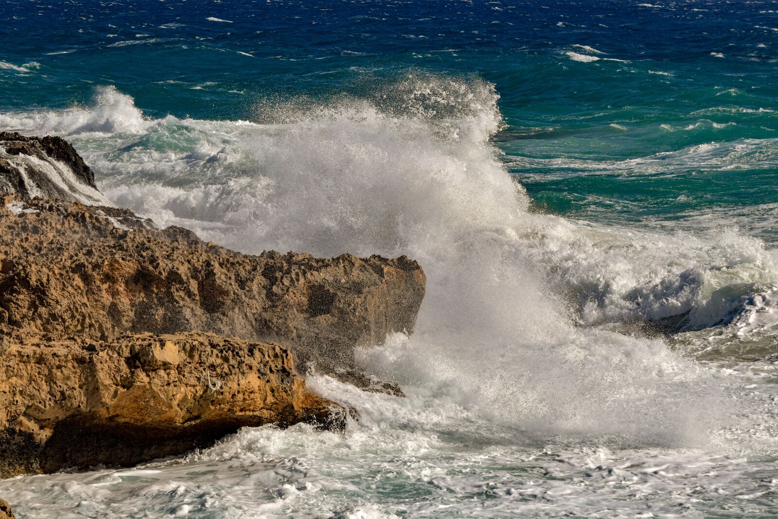 Nikon D3300 sample photo. Rocky coast, wave, crashing photography