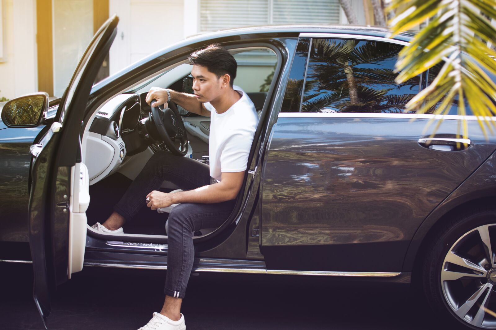 Nikon D5500 sample photo. Car, asian, man photography