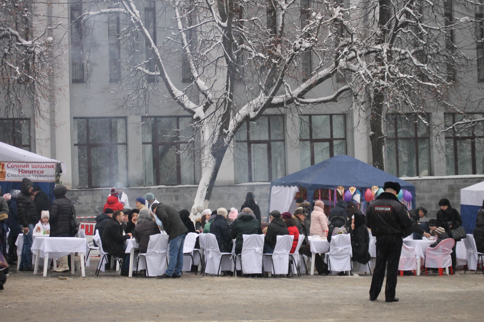 Canon EOS 1100D (EOS Rebel T3 / EOS Kiss X50) sample photo. Bryansk, carnival, holiday photography