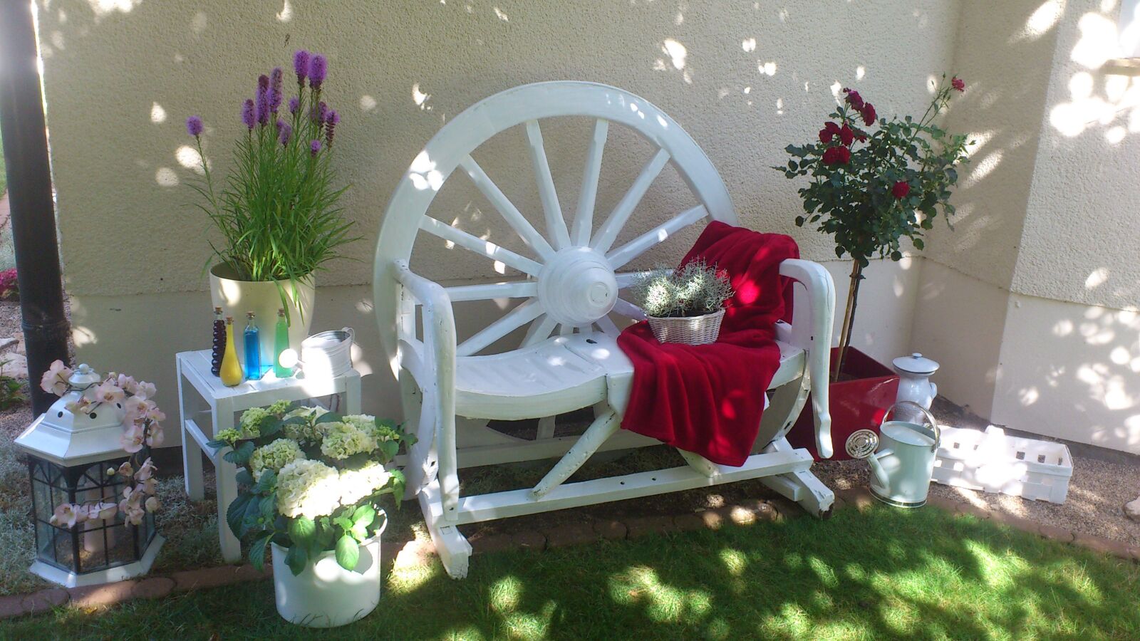 Sony Ericsson Xperia Arc sample photo. Garden bench, tips, design photography