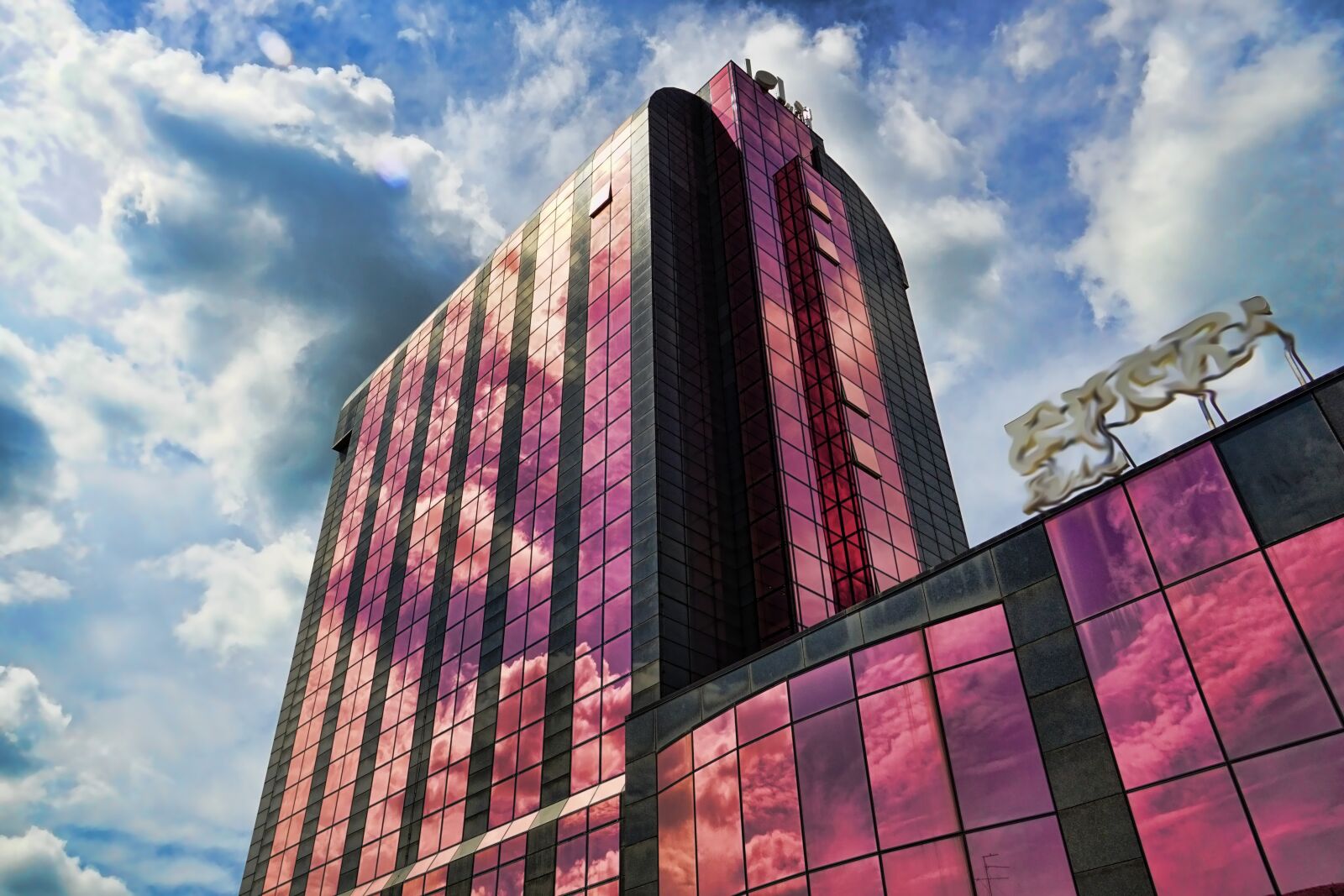 Sony a6000 sample photo. Skyscraper, building, glass facade photography