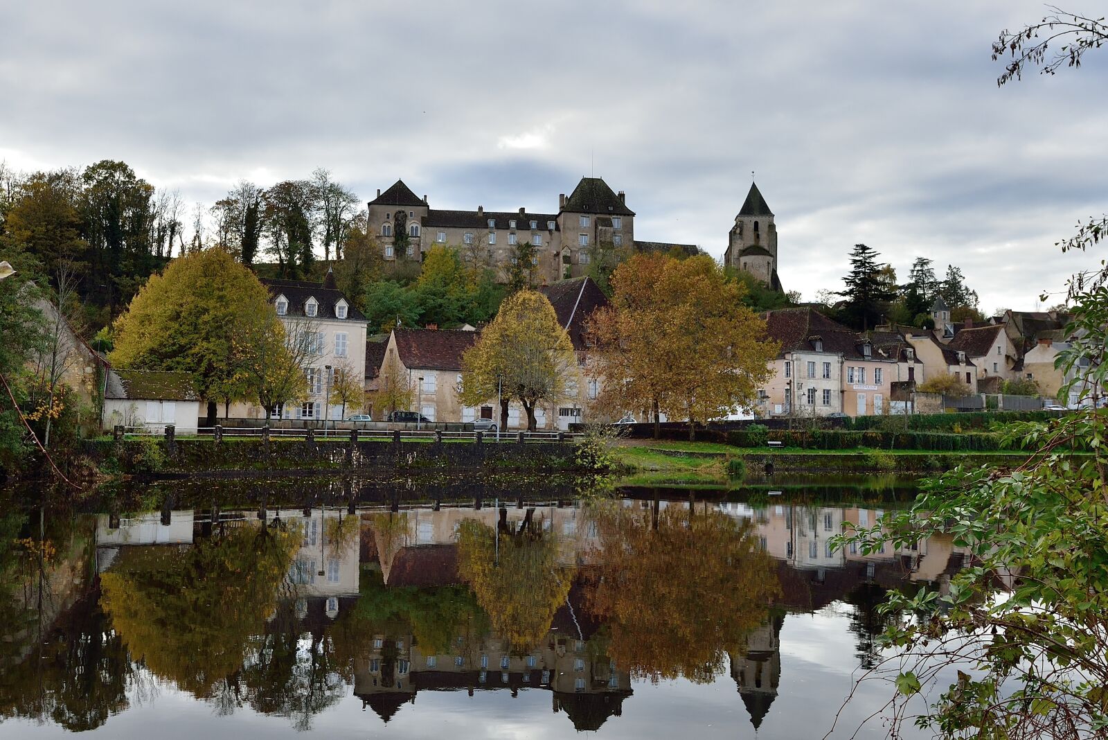 Nikon D750 sample photo. Castle, water, landscape photography