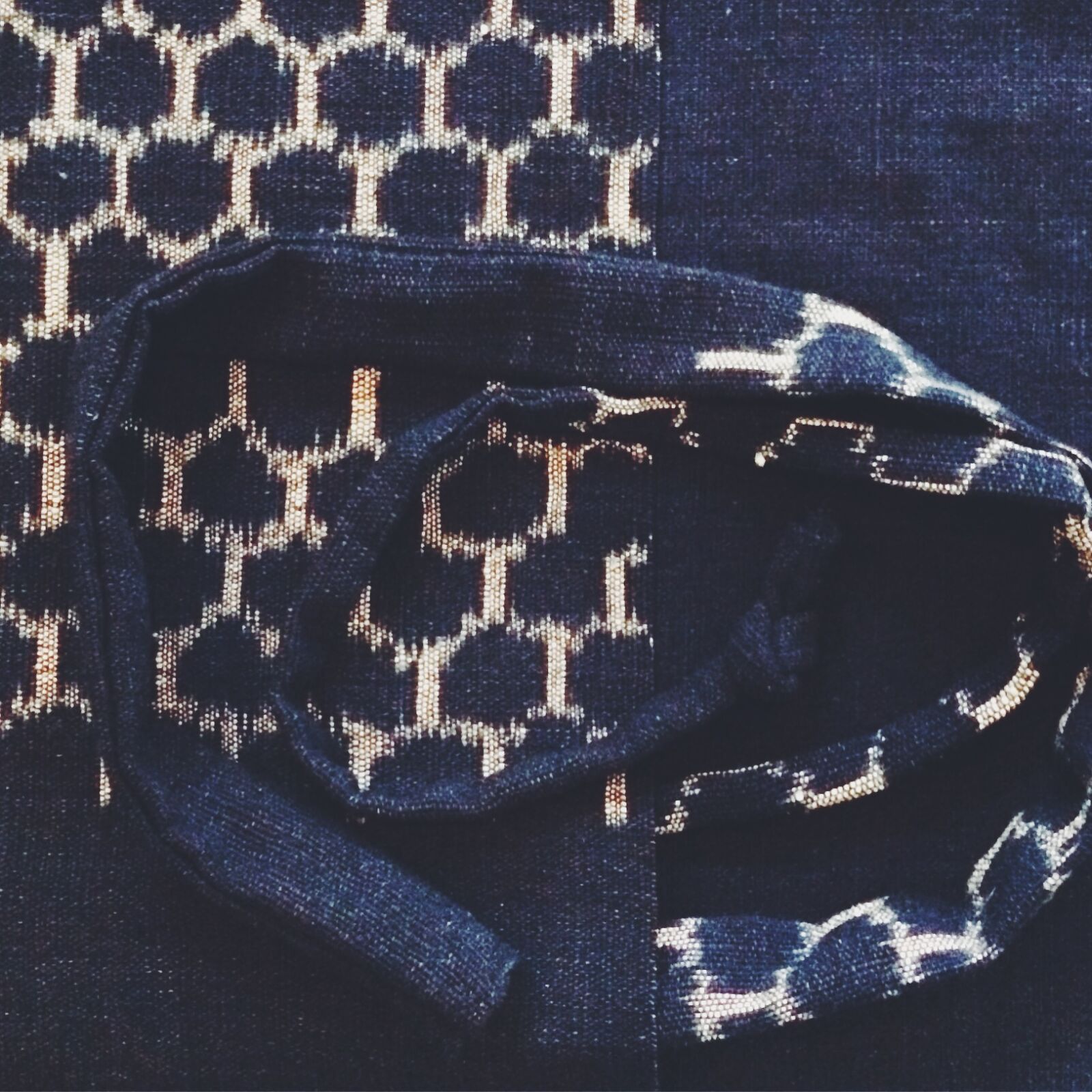 iPhone 5s back camera 4.12mm f/2.2 sample photo. Hand, indigo, stitching, thai photography