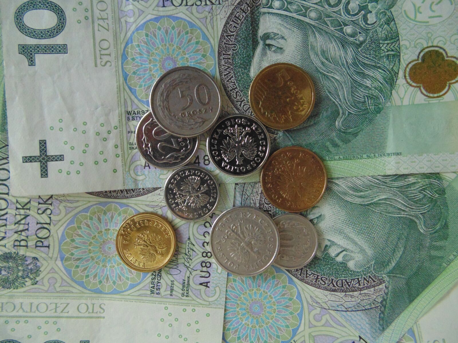 Sony Cyber-shot DSC-H200 sample photo. Money, banknotes, coins photography