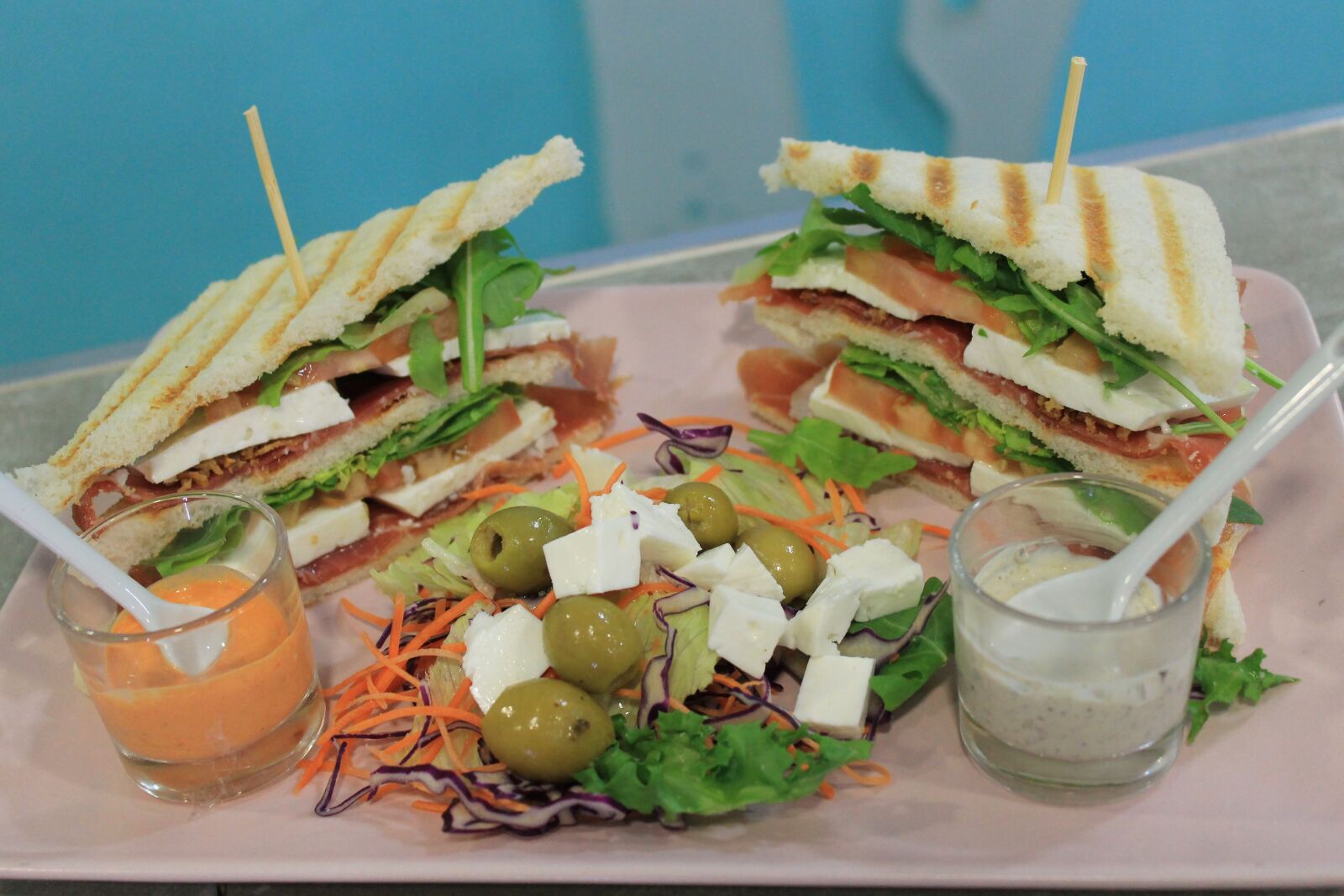 Canon EOS 1100D (EOS Rebel T3 / EOS Kiss X50) sample photo. Merenda, food, summer photography