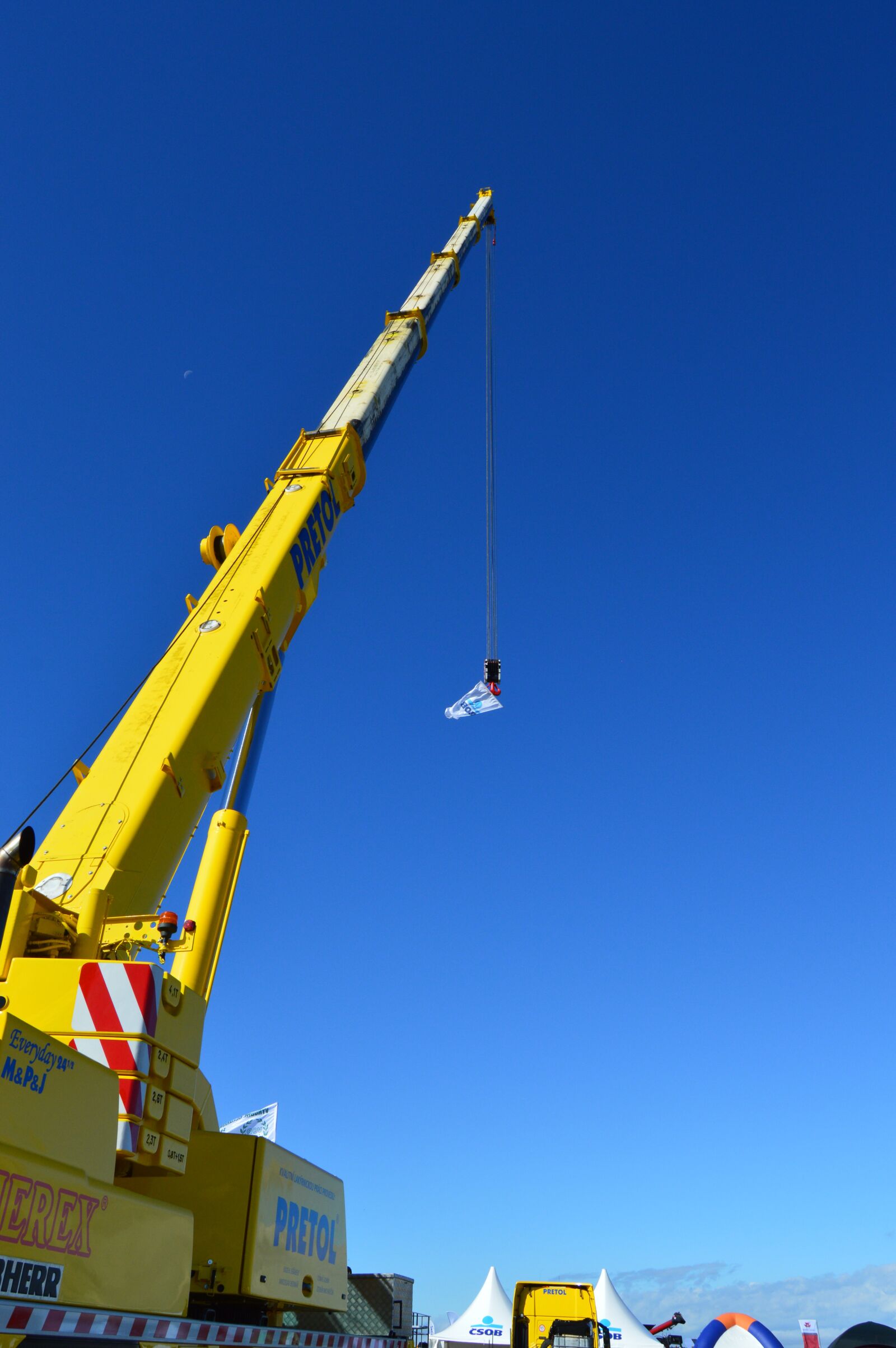 Nikon D3200 sample photo. Crane, up, heaven photography