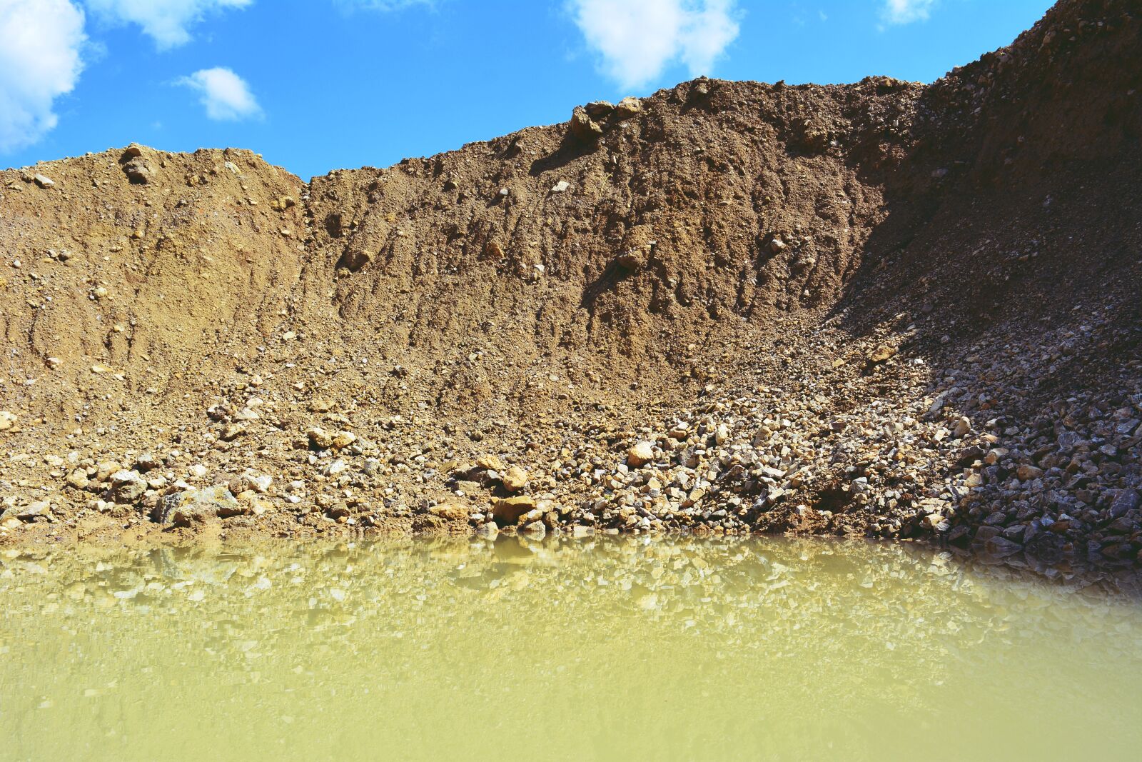 Nikon D5200 sample photo. Scree, stones, water photography