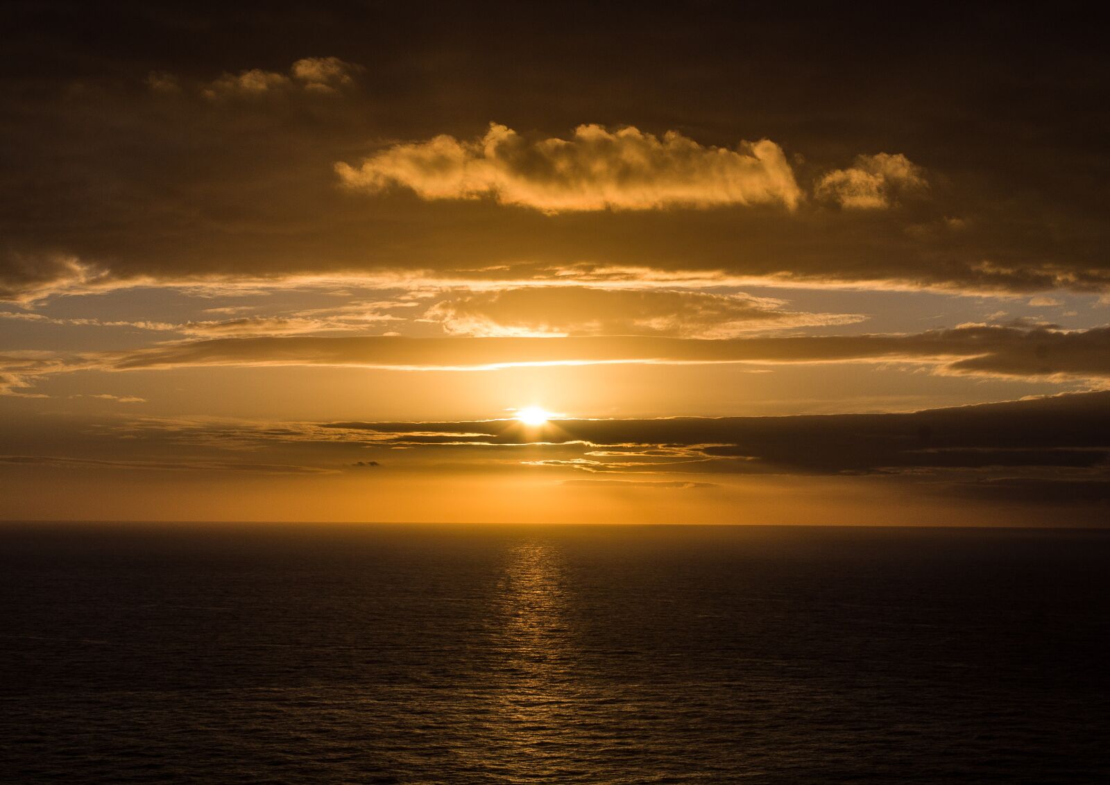 Canon EOS 1200D (EOS Rebel T5 / EOS Kiss X70 / EOS Hi) sample photo. Sunset, famous, sol photography