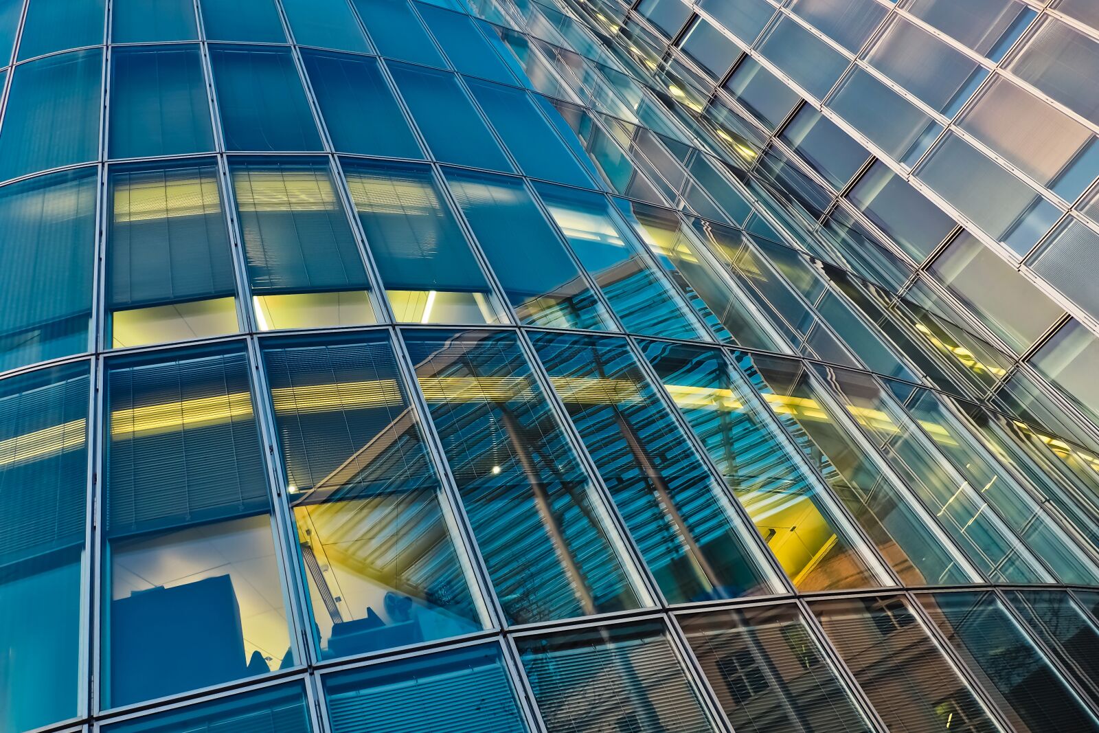 Olympus OM-D E-M10 sample photo. Architecture, skyscraper, skyline photography