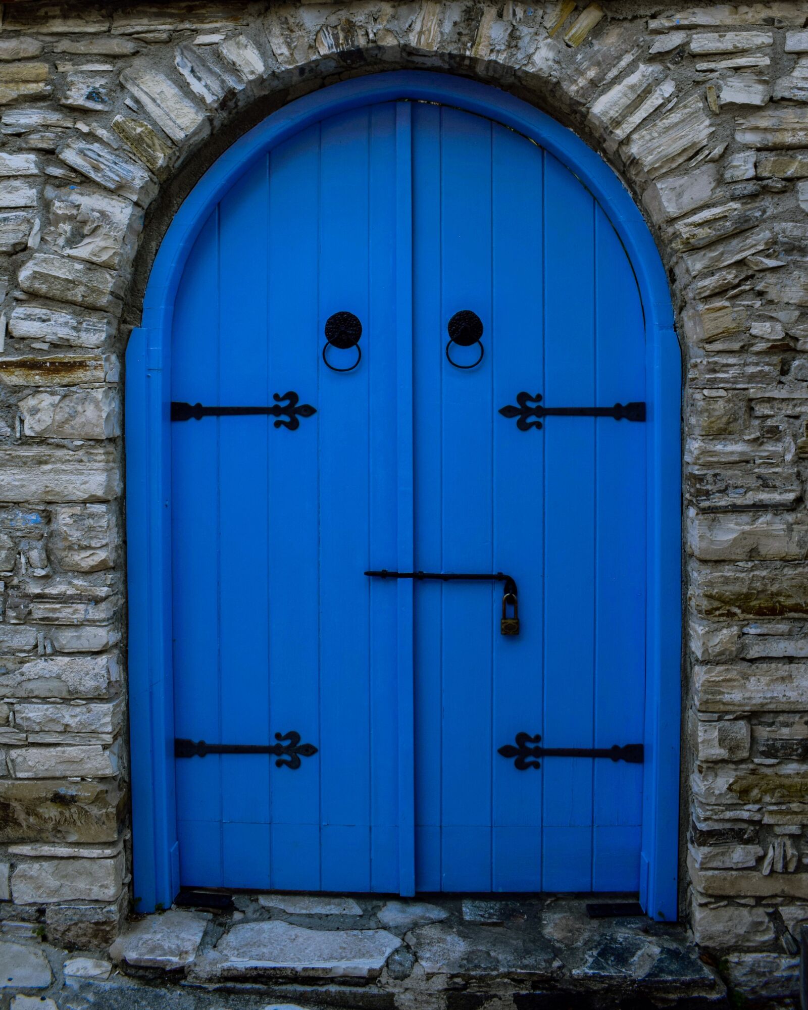 Nikon D3300 sample photo. Door, wooden, blue photography