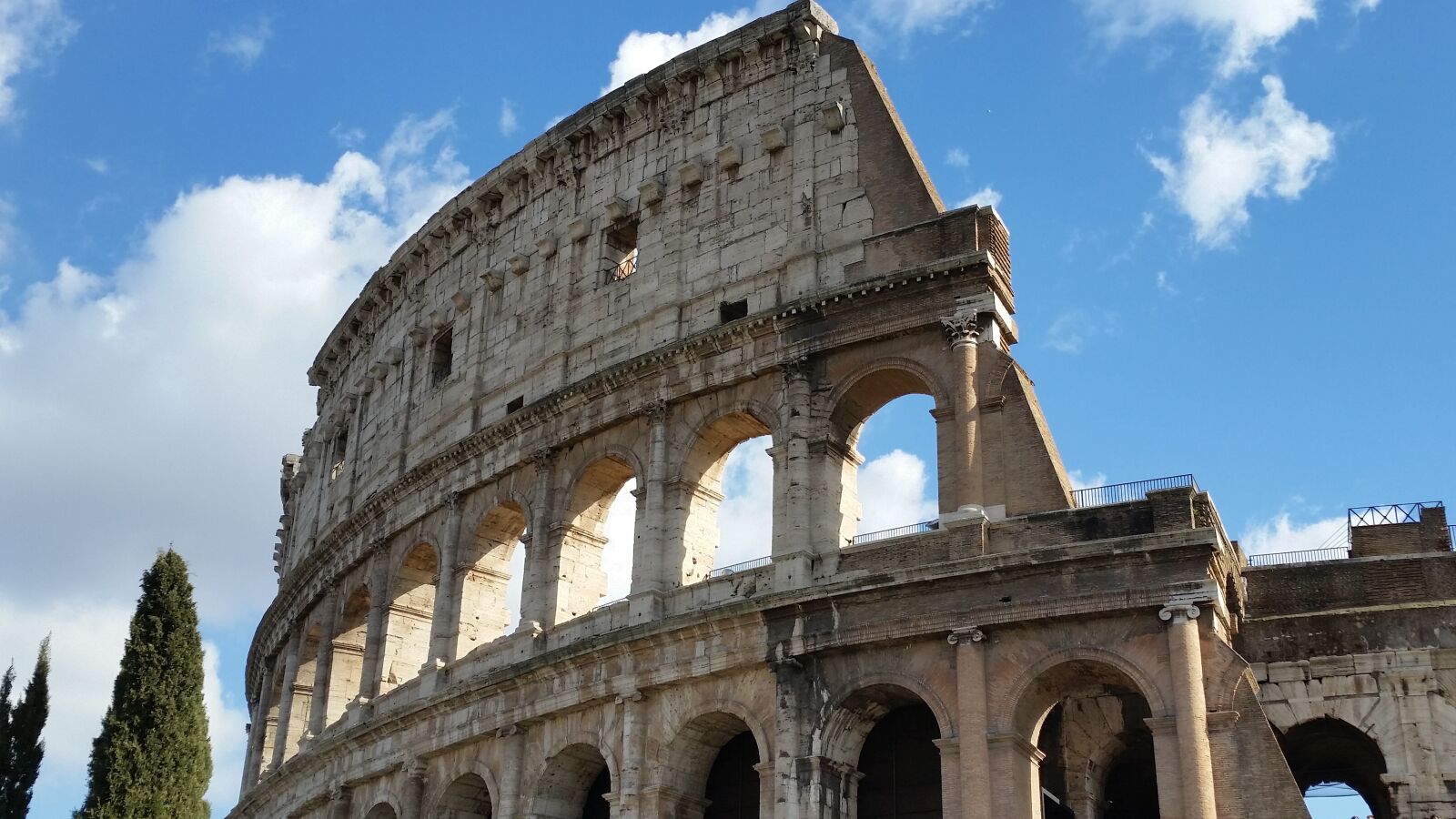 Samsung Galaxy S5 sample photo. Rome, italy, colosseum photography