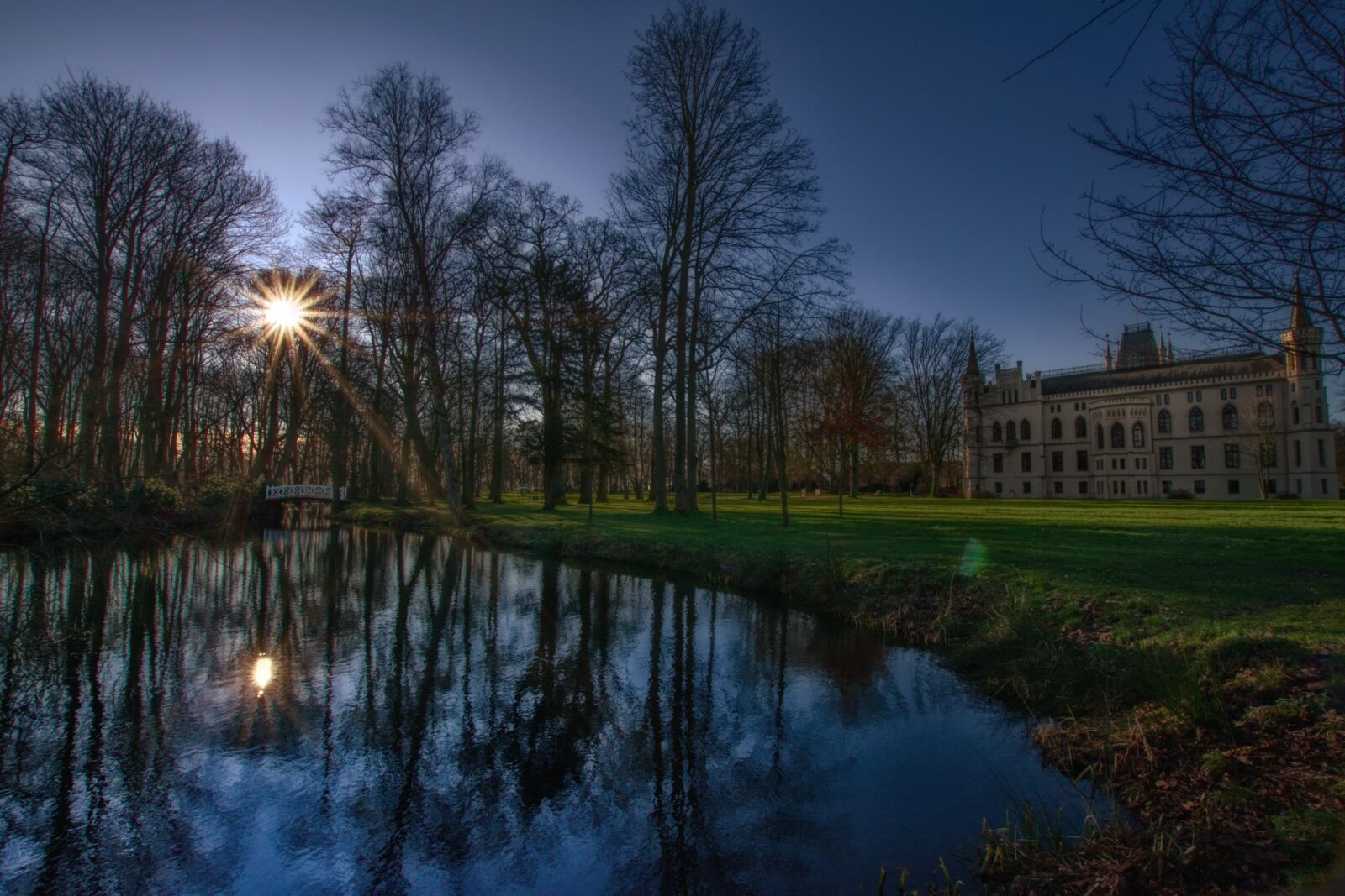 Pentax K-70 sample photo. Reflection, waters, nature photography