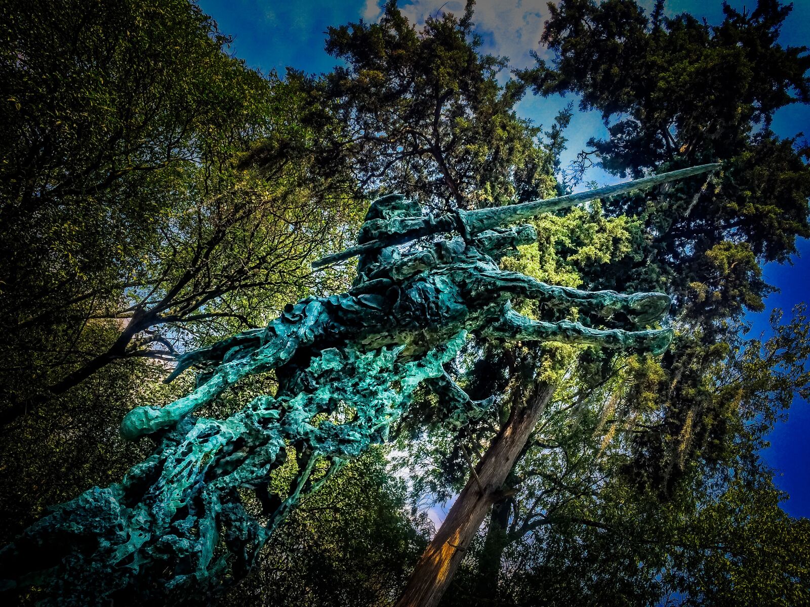 iPhone 6 Plus back camera 4.15mm f/2.2 sample photo. Forest, trees, statue photography